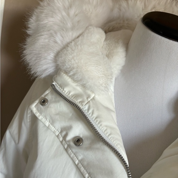 Wilfred Mont Blanc Parka. Like new condition. Size XS. - Picture 5 of 16